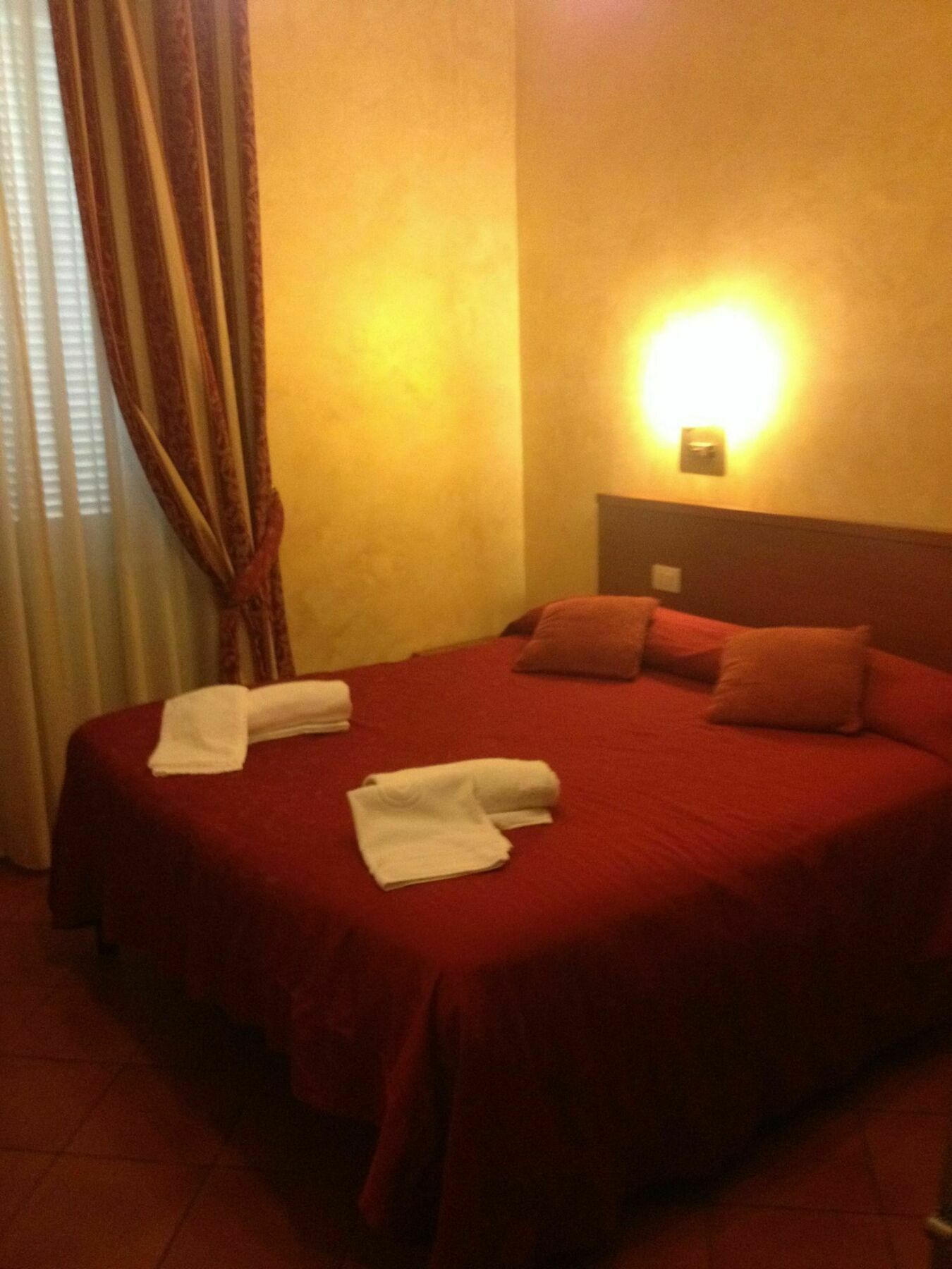Roma Termini Inn Экстерьер фото