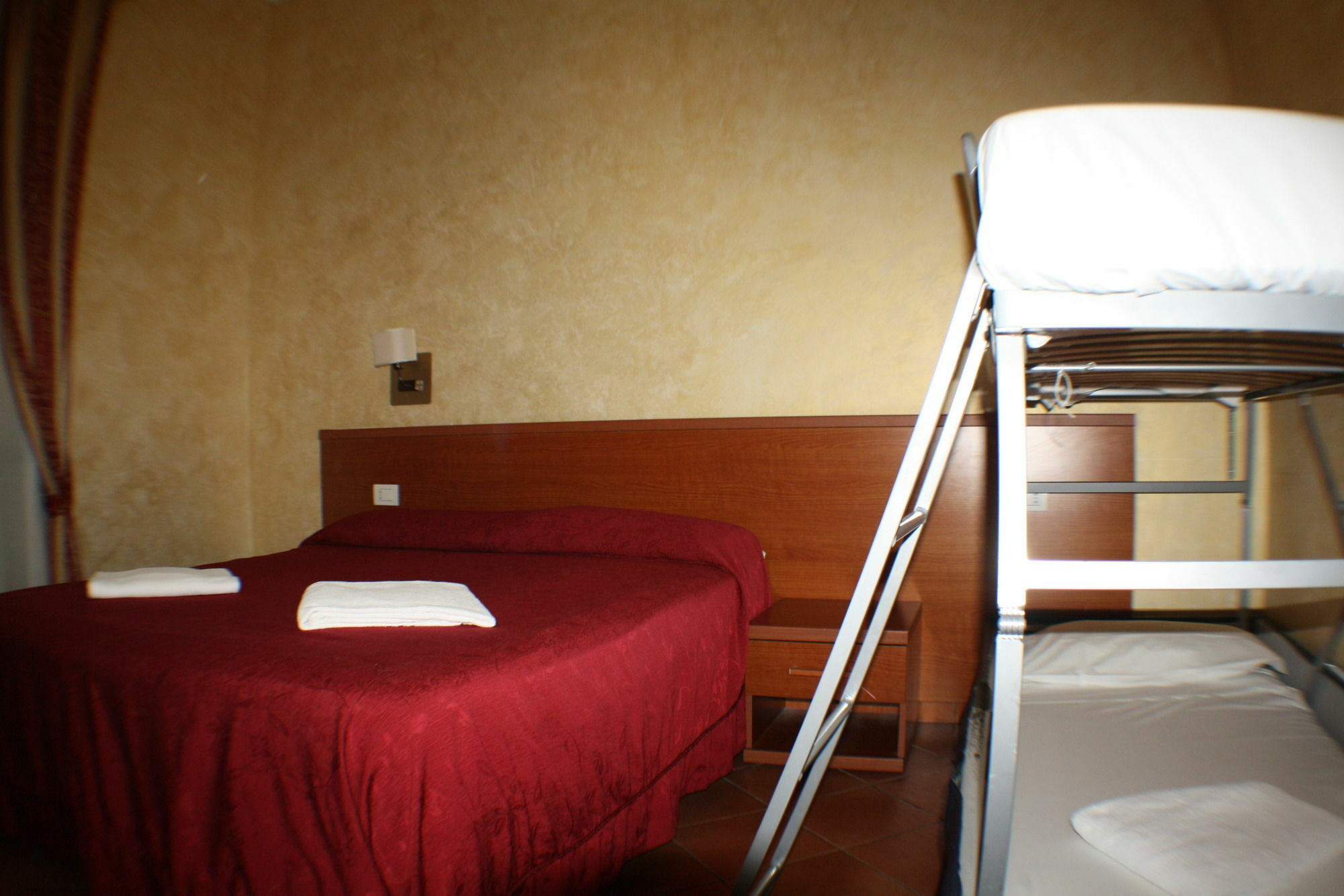 Roma Termini Inn Экстерьер фото